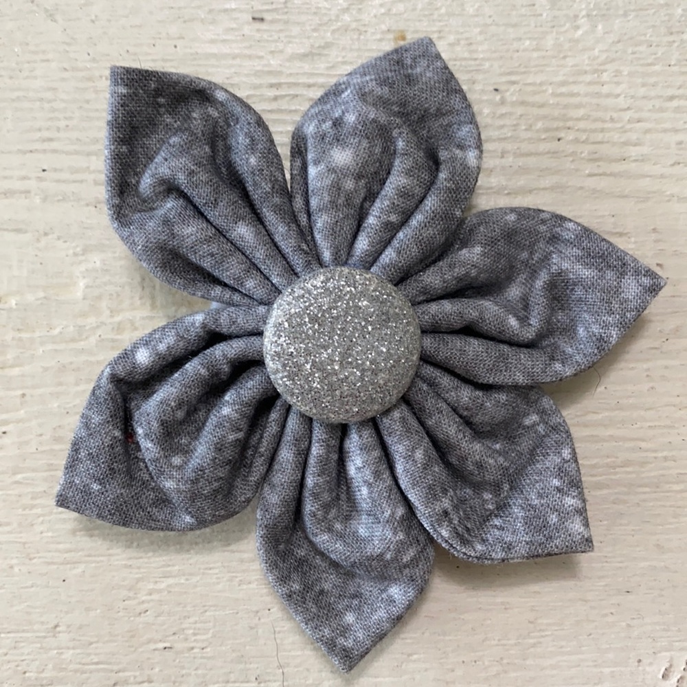 Two Little Ladies bow